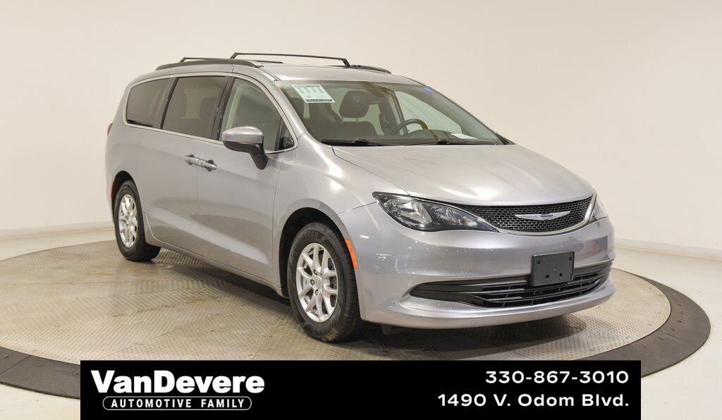 2020 Chrysler Voyager LXI Akron
