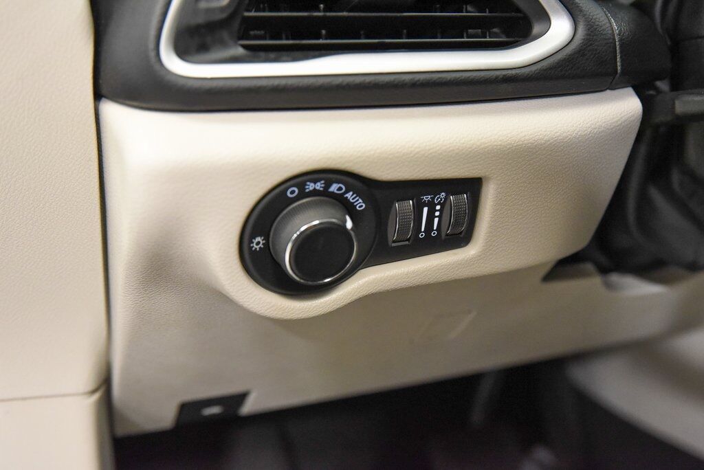 2020 Chrysler Voyager LXI Akron