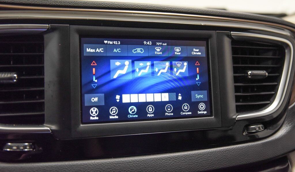 2020 Chrysler Voyager LXI Akron