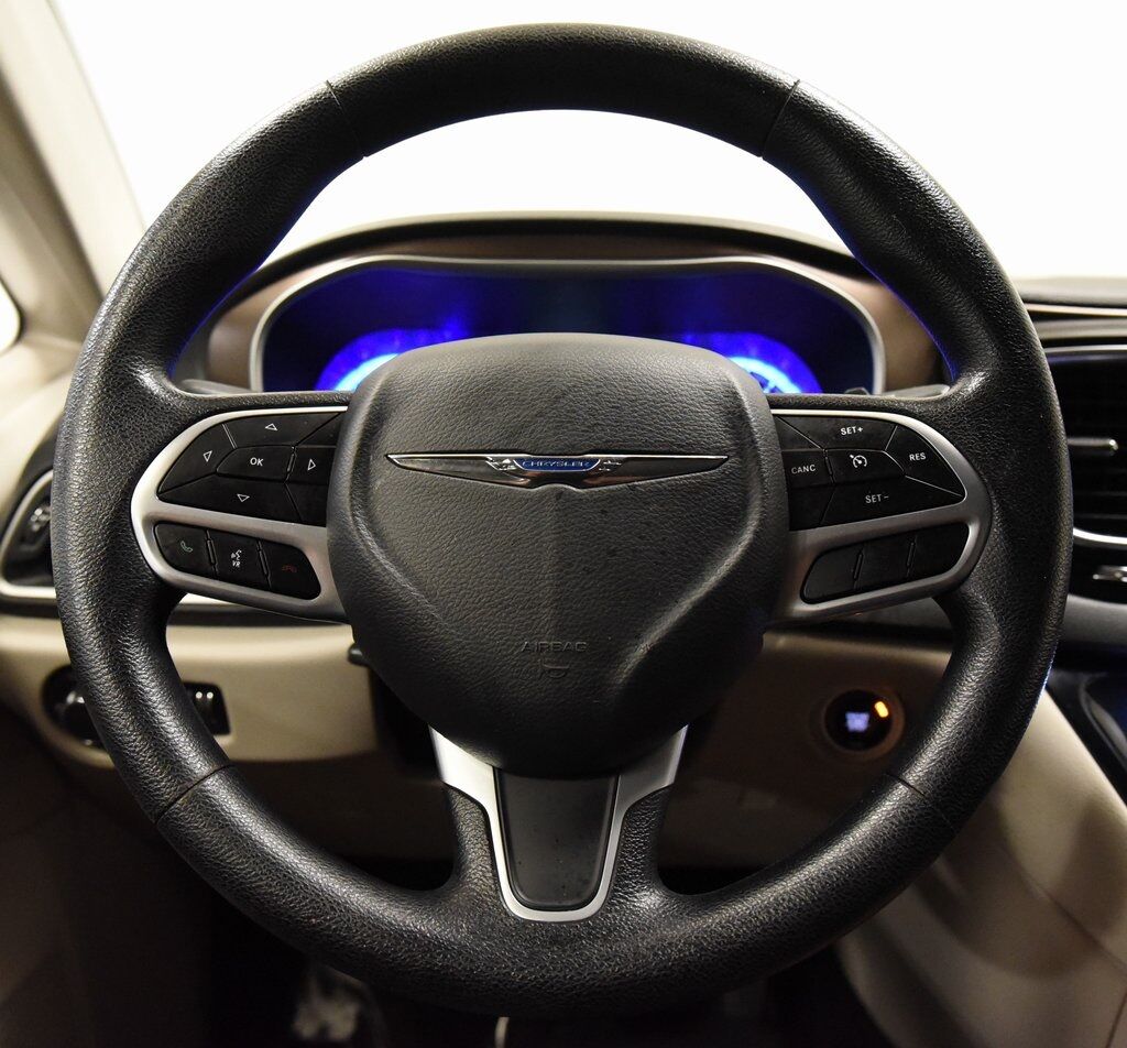 2020 Chrysler Voyager LXI Akron