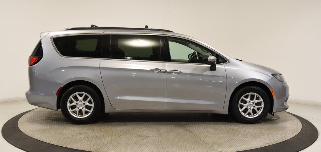 2020 Chrysler Voyager LXI Akron