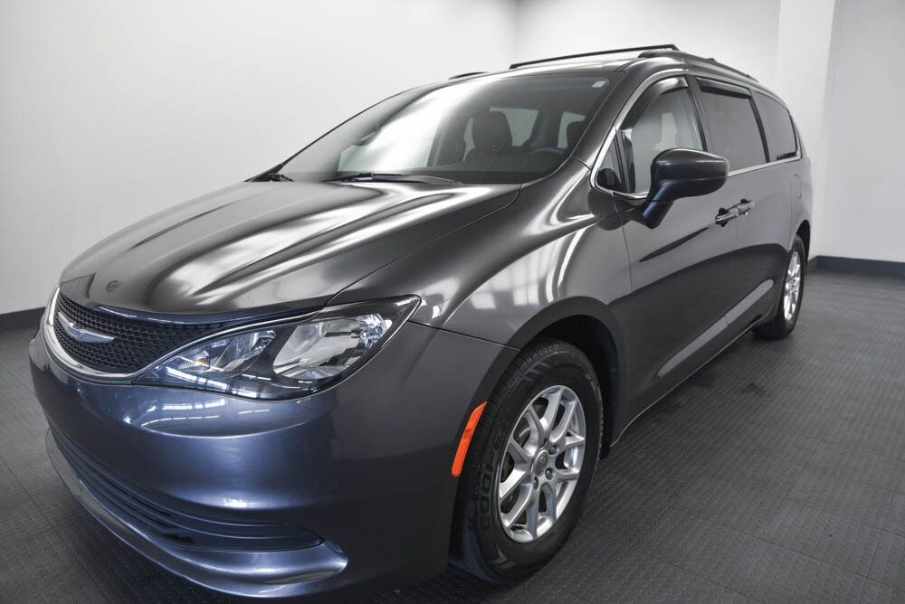 2020 Chrysler Voyager LXI AKRON OH