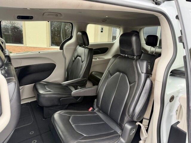 2020 Chrysler Voyager LXI Conover NC