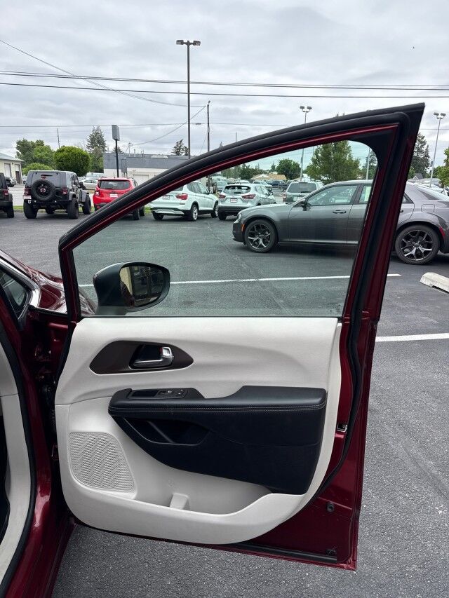 2020 Chrysler Voyager LXI Spokane Valley WA