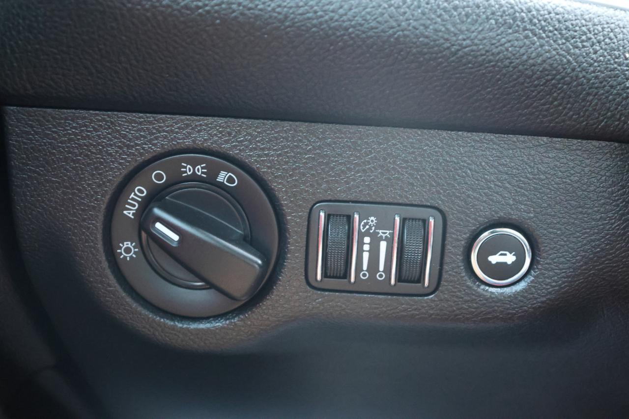 2020 DODGE CHALLENGER SXT Houston TX