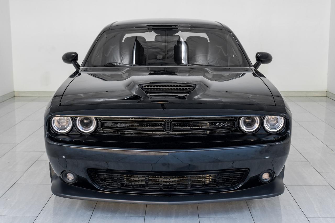 2020 Dodge Challenger R/T 5.7L HEMI AUTOMATIC REAR CAMERA KEYLESS START PADDLE SHIFTERS BLUETOOTH