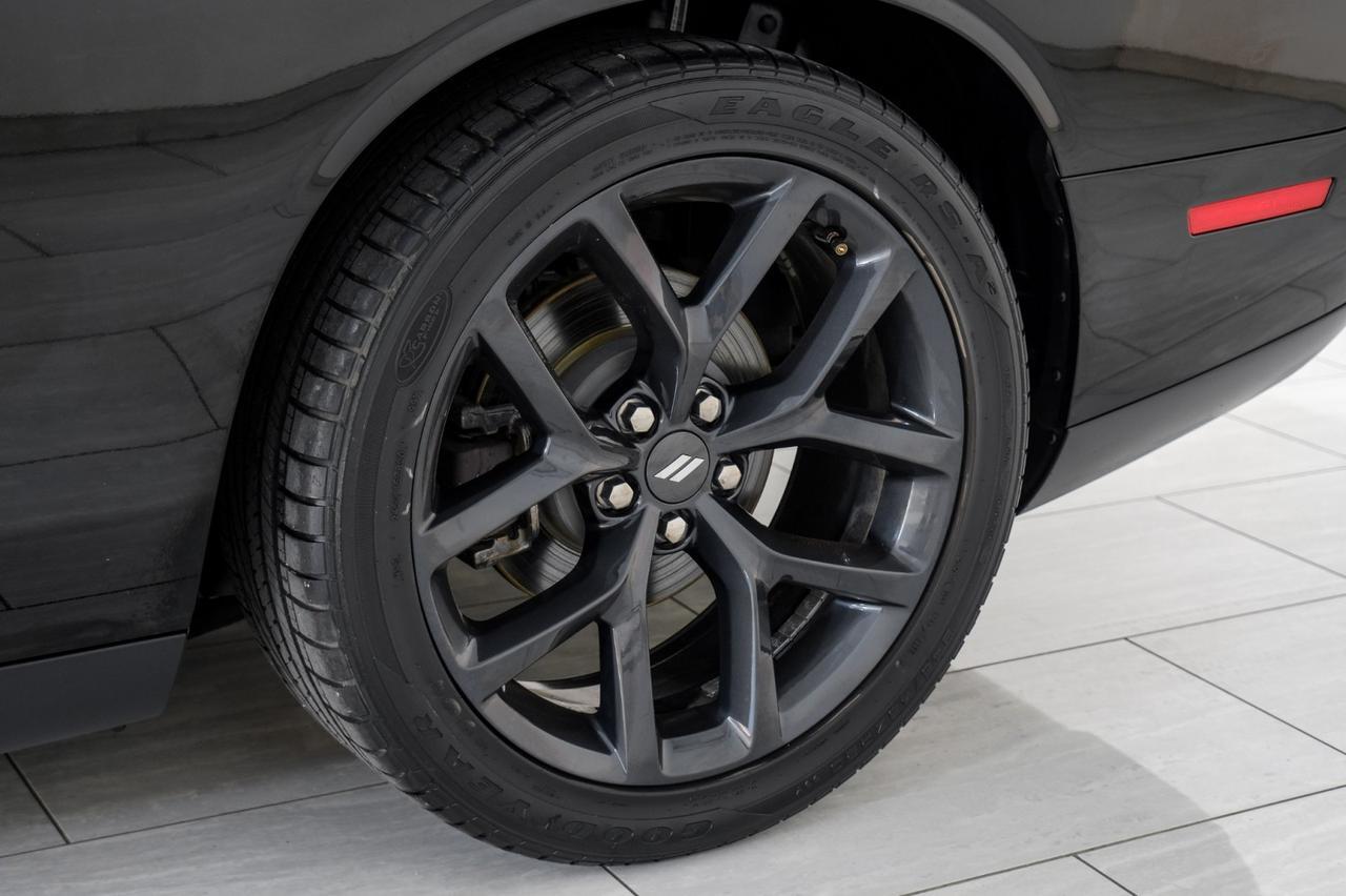 2020 Dodge Challenger R/T 5.7L HEMI AUTOMATIC REAR CAMERA KEYLESS START PADDLE SHIFTERS BLUETOOTHV Carrollton TX