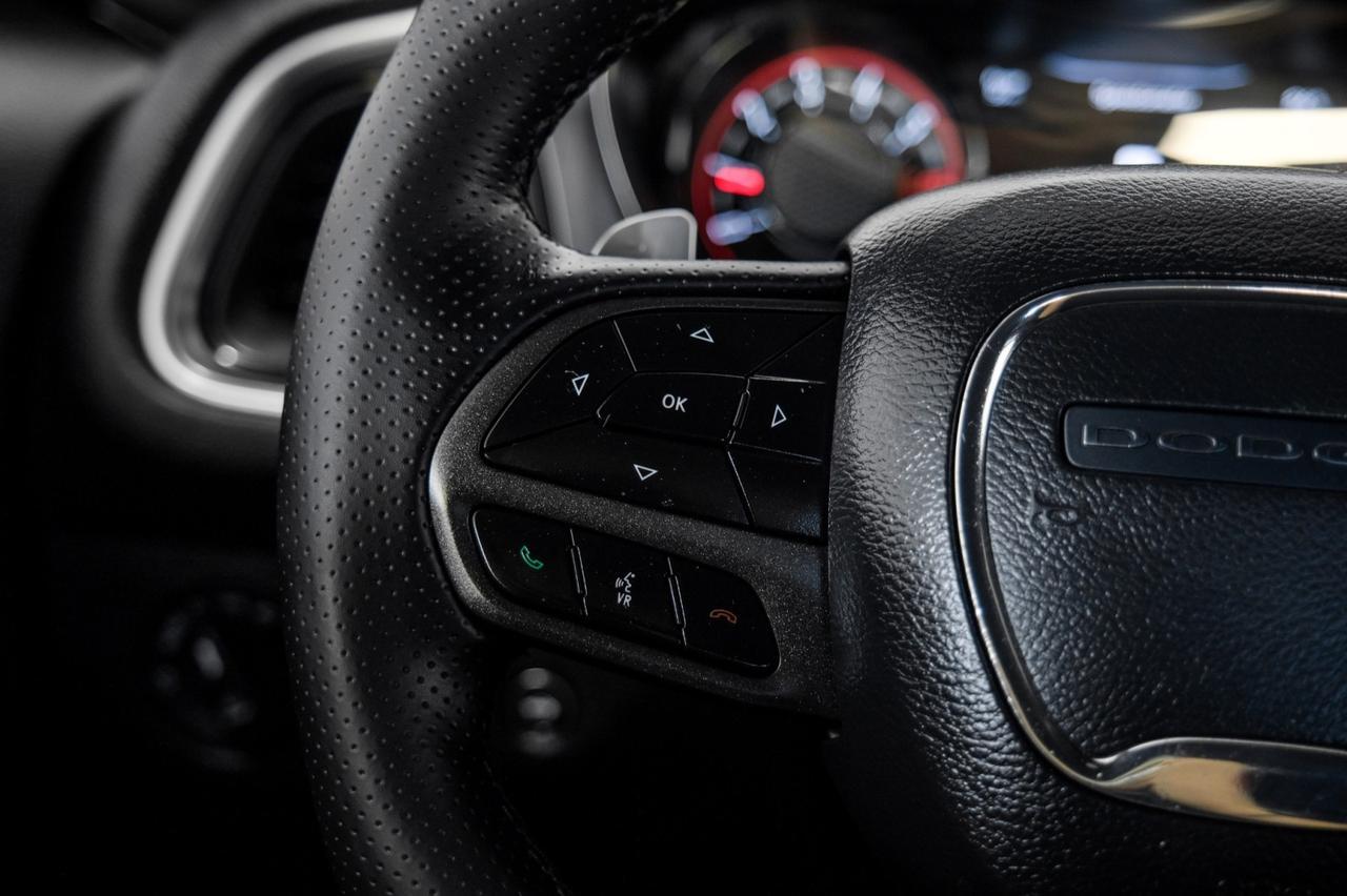 2020 Dodge Challenger R/T 5.7L HEMI AUTOMATIC REAR CAMERA KEYLESS START PADDLE SHIFTERS BLUETOOTHV Carrollton TX