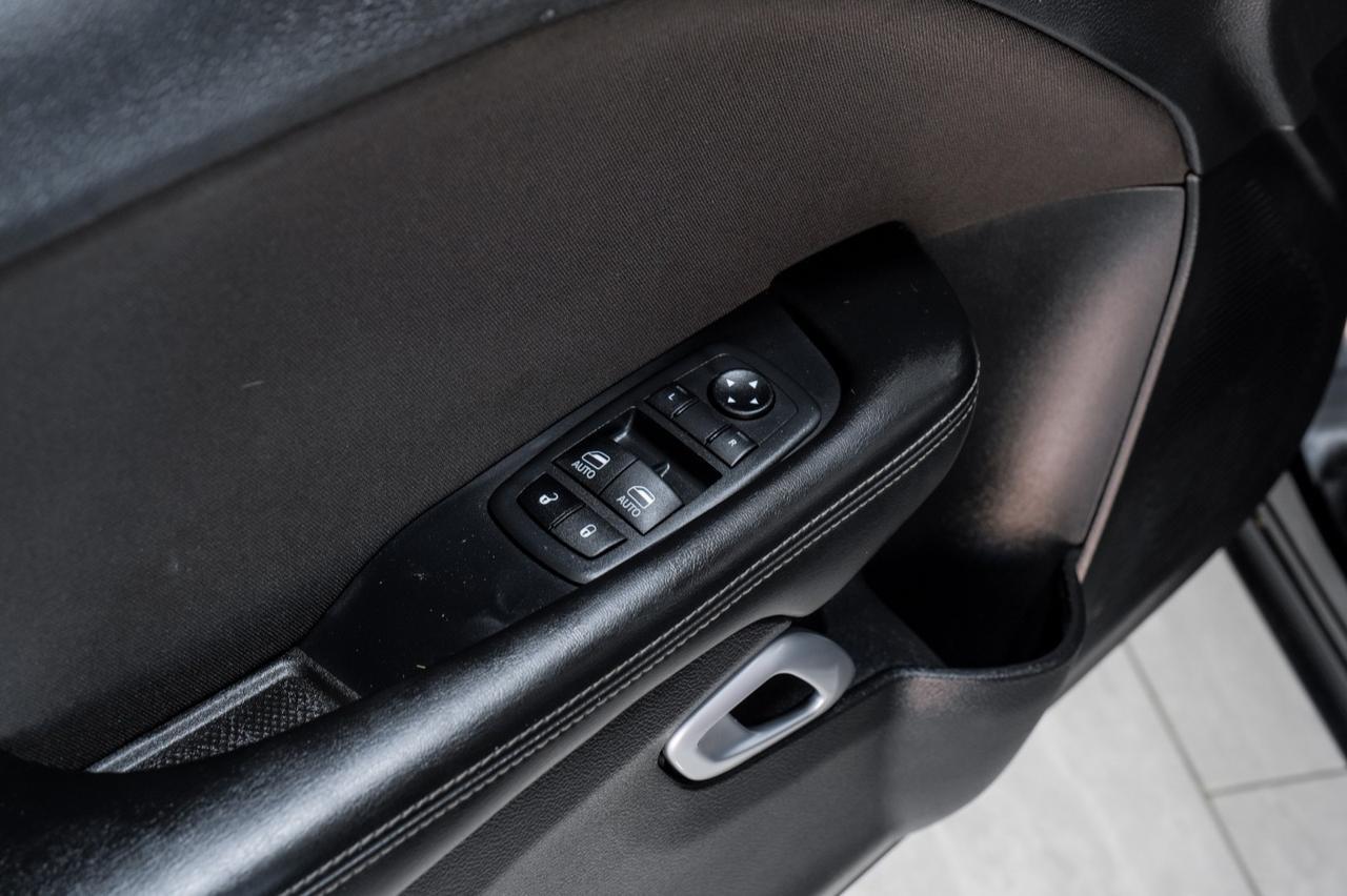 2020 Dodge Challenger R/T 5.7L HEMI AUTOMATIC REAR CAMERA KEYLESS START PADDLE SHIFTERS BLUETOOTHV Carrollton TX