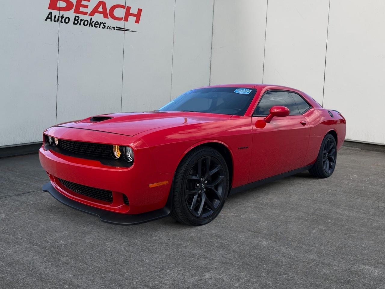 2020 Dodge Challenger R/T, HEATED SEATS, HEATED STEERING WHEEL, REMOTE START, APPLE CARPLAY/ANDROID AUTO, BACKUP CAMERA, UNIVERSAL GARAGE DOOR OPENER, POWER MIRRORS, THIS SPEED DEMON IS READY FOR TAKEOFF!