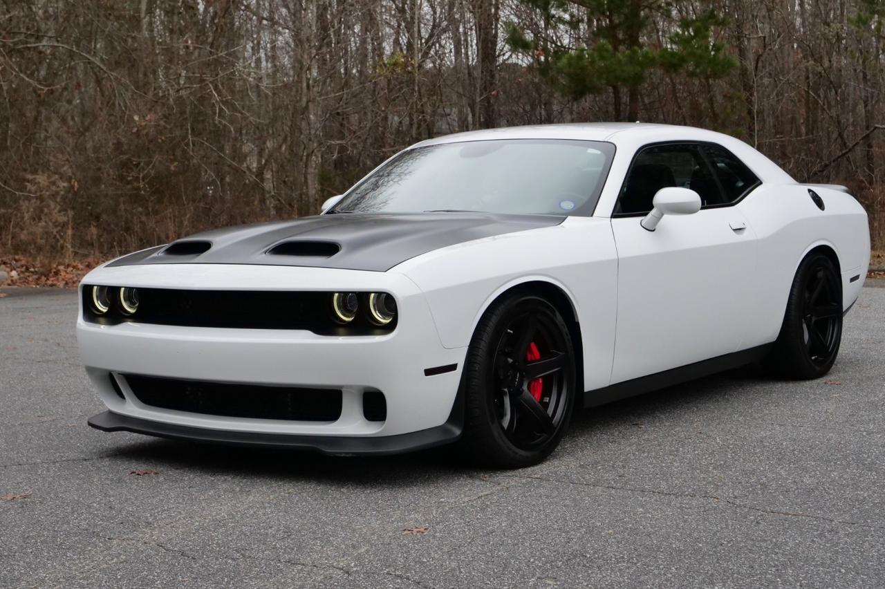 2020 Dodge Challenger SRT Hellcat / AWE Exhaust / Laguna Leather! Lincolnton NC
