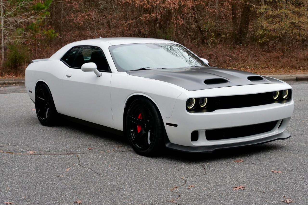 2020 Dodge Challenger SRT Hellcat / AWE Exhaust / Laguna Leather! Lincolnton NC