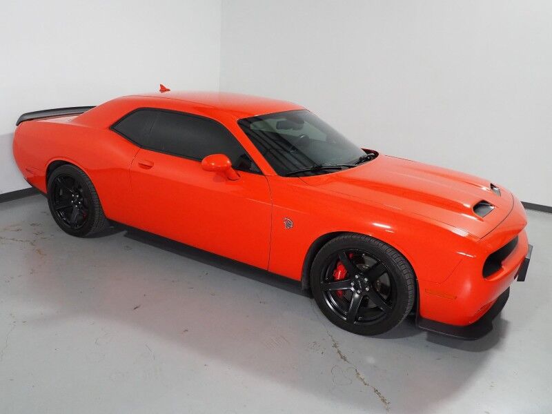 2020 Dodge Challenger SRT Hellcat *NAVIGATION, BACKUP-CAMERA, COLOR TOUCHSCREEN, HEATED SEATS/STEERING, REMOTE START, KEYLESS ENTRY, 20 INCH ALLOYS, ALPINE AUDIO, ANDROID & APPLE Round Rock TX