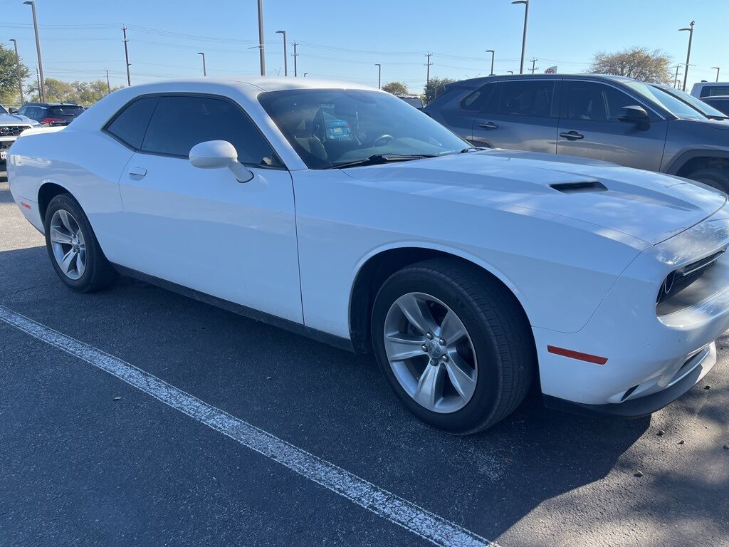 2020 Dodge Challenger SXT