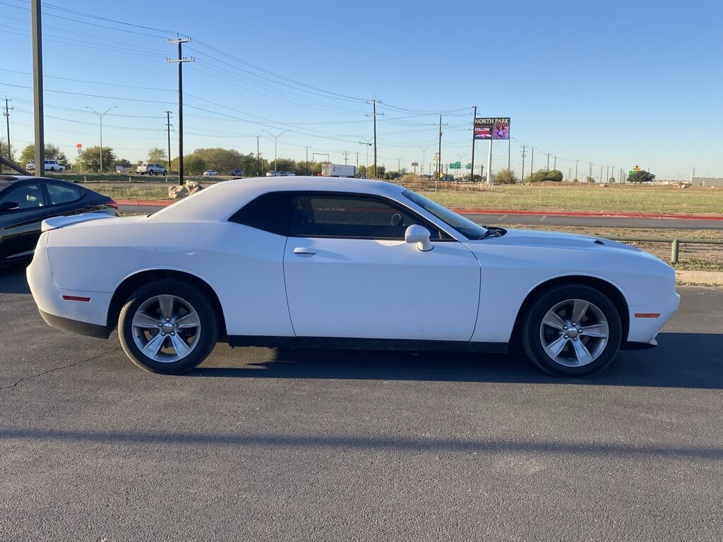 2020 Dodge Challenger SXT