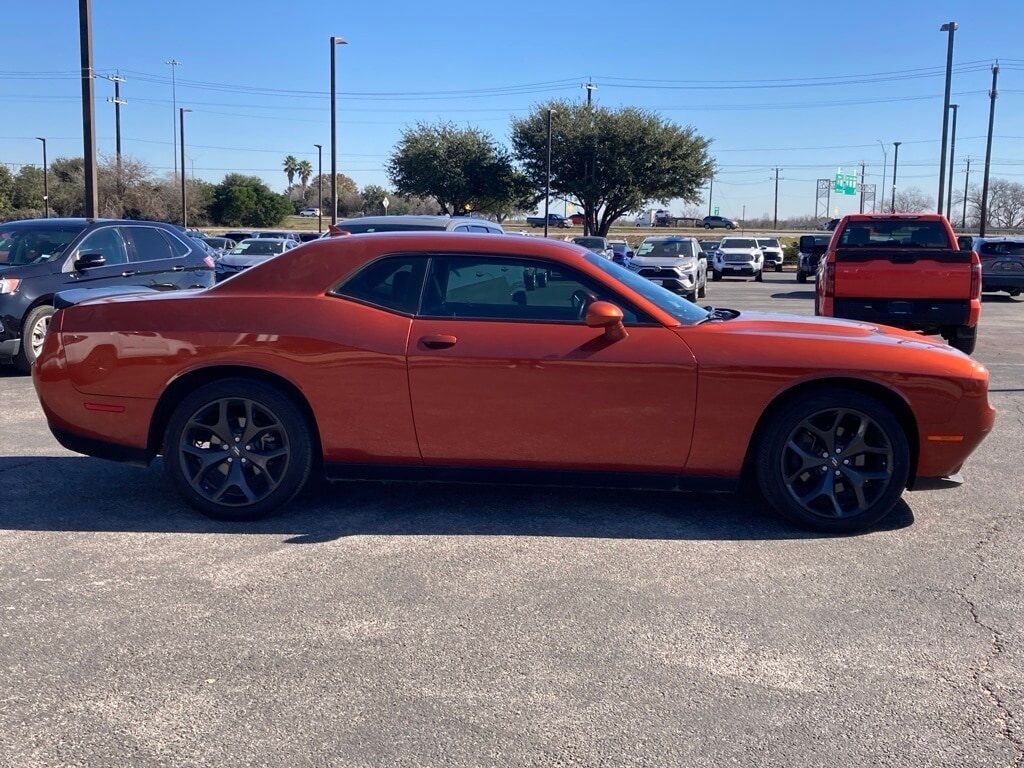 2020 Dodge Challenger SXT