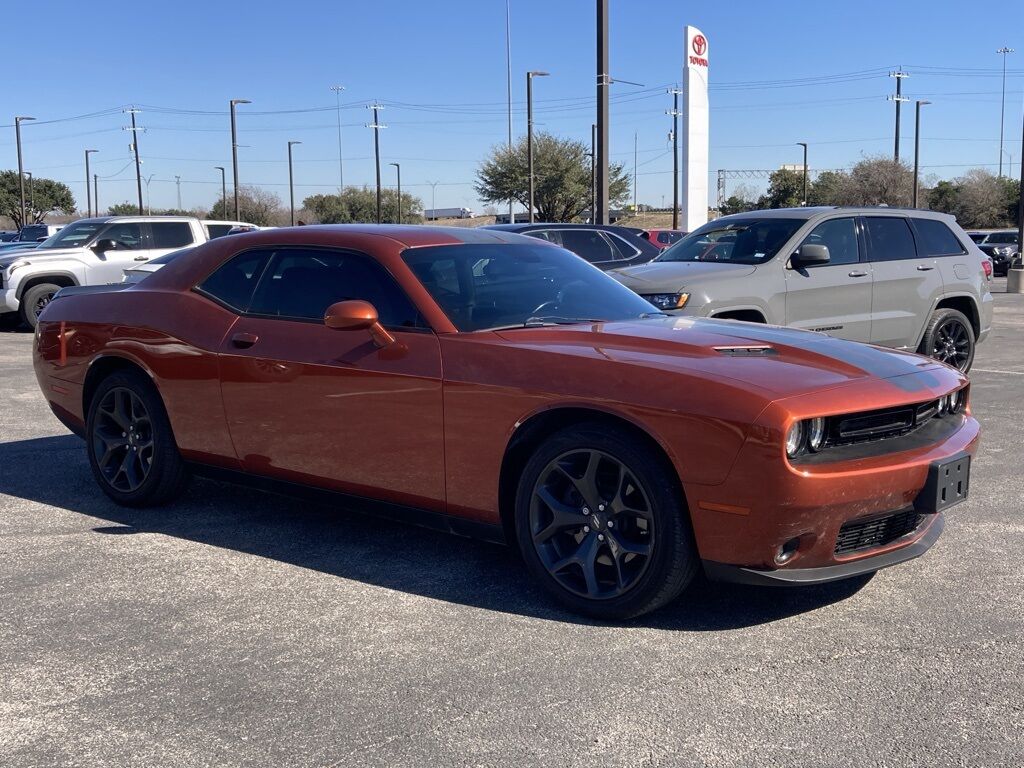 2020 Dodge Challenger SXT