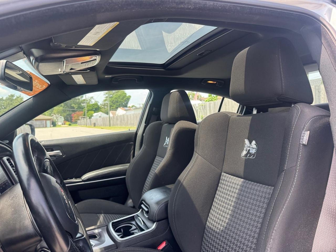 2020 Dodge Charger SCAT PACK, APPLE CARPLAY, SUNROOF, ALPINE SPEAKERS, HEATED SEATS, NAVIGATION, WIFI, REMOTE START, KEYLESS ENTRY & START, CLEAN CARFAX 1-OWNER VEHICLE, DONT MISS OUT ON THE CAR OF YOUR DREAMS, GRAB THE KEYS TO THIS LOW MILE BEAST TODAY!!! Norfolk VA