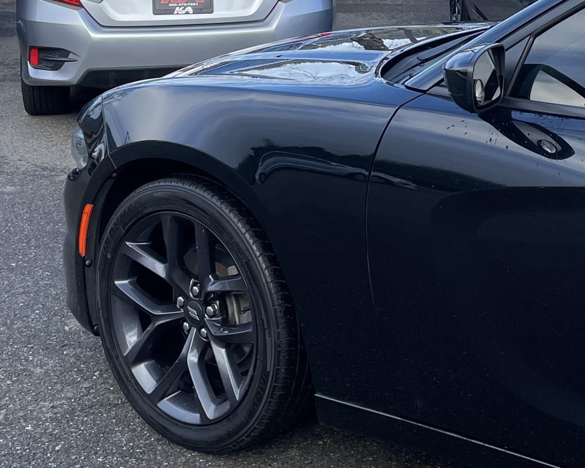 2020 Dodge Charger SXT Sedan 4D