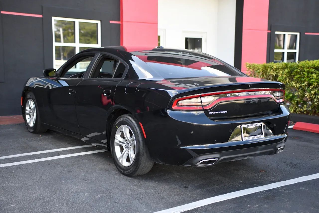 2020 Dodge Charger SXT Sedan 4D Doral FL