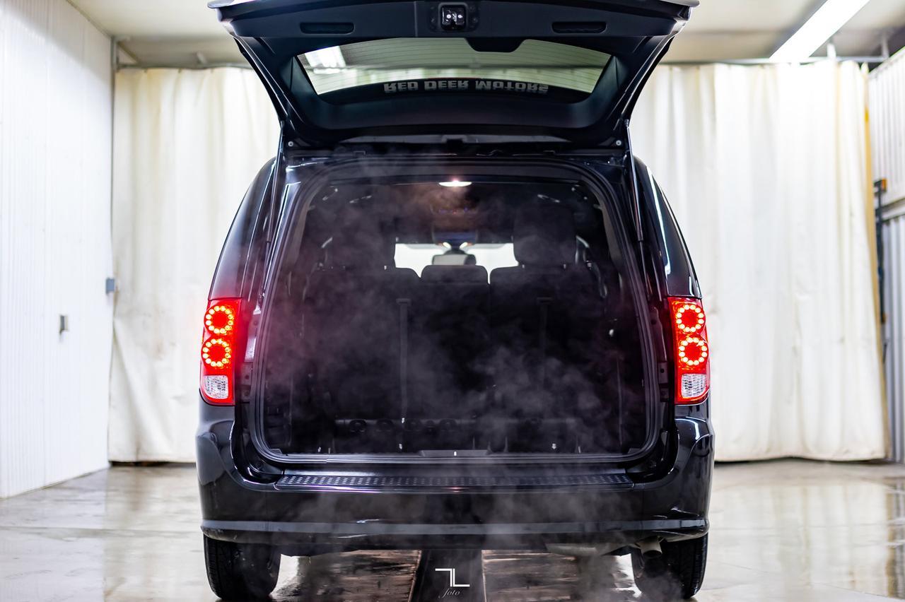 2020 Dodge Grand Caravan Blacktop Nav BCam Red Deer AB