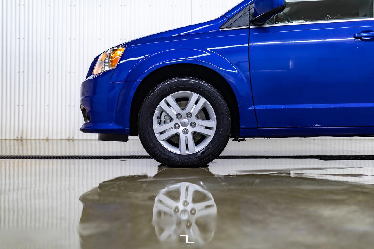 2020 Dodge Grand Caravan Crew Plus Leather BCam DVD Red Deer AB