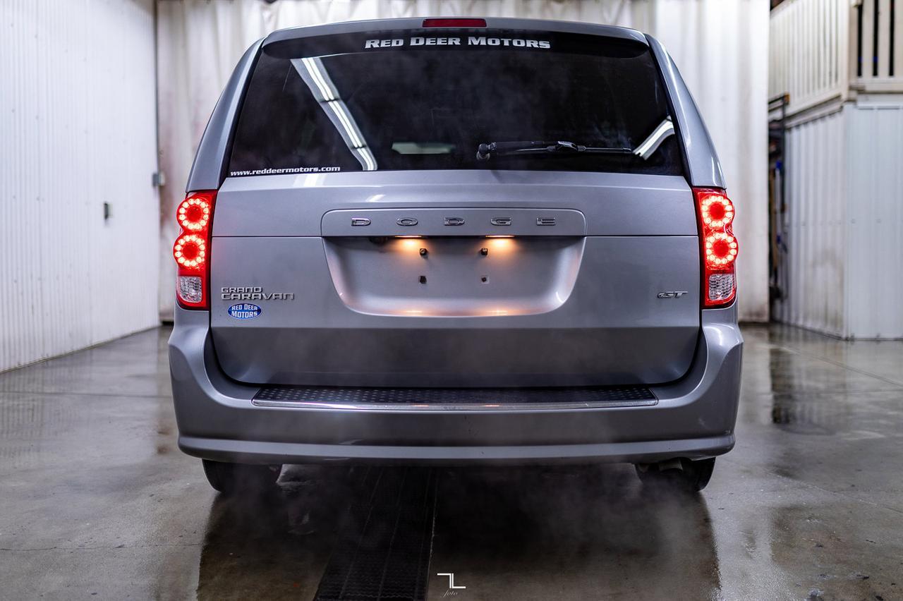 2020 Dodge Grand Caravan GT Leather BCam Power Doors Red Deer AB