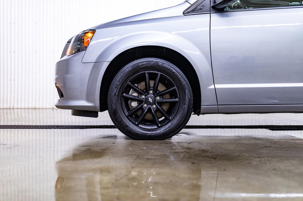 2020 Dodge Grand Caravan GT Leather BCam Power Doors Red Deer AB