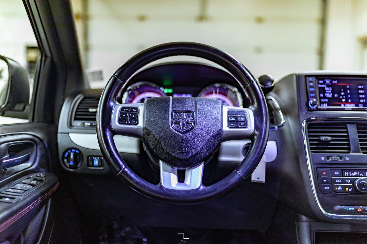 2020 Dodge Grand Caravan GT Leather BCam Power Doors Red Deer AB