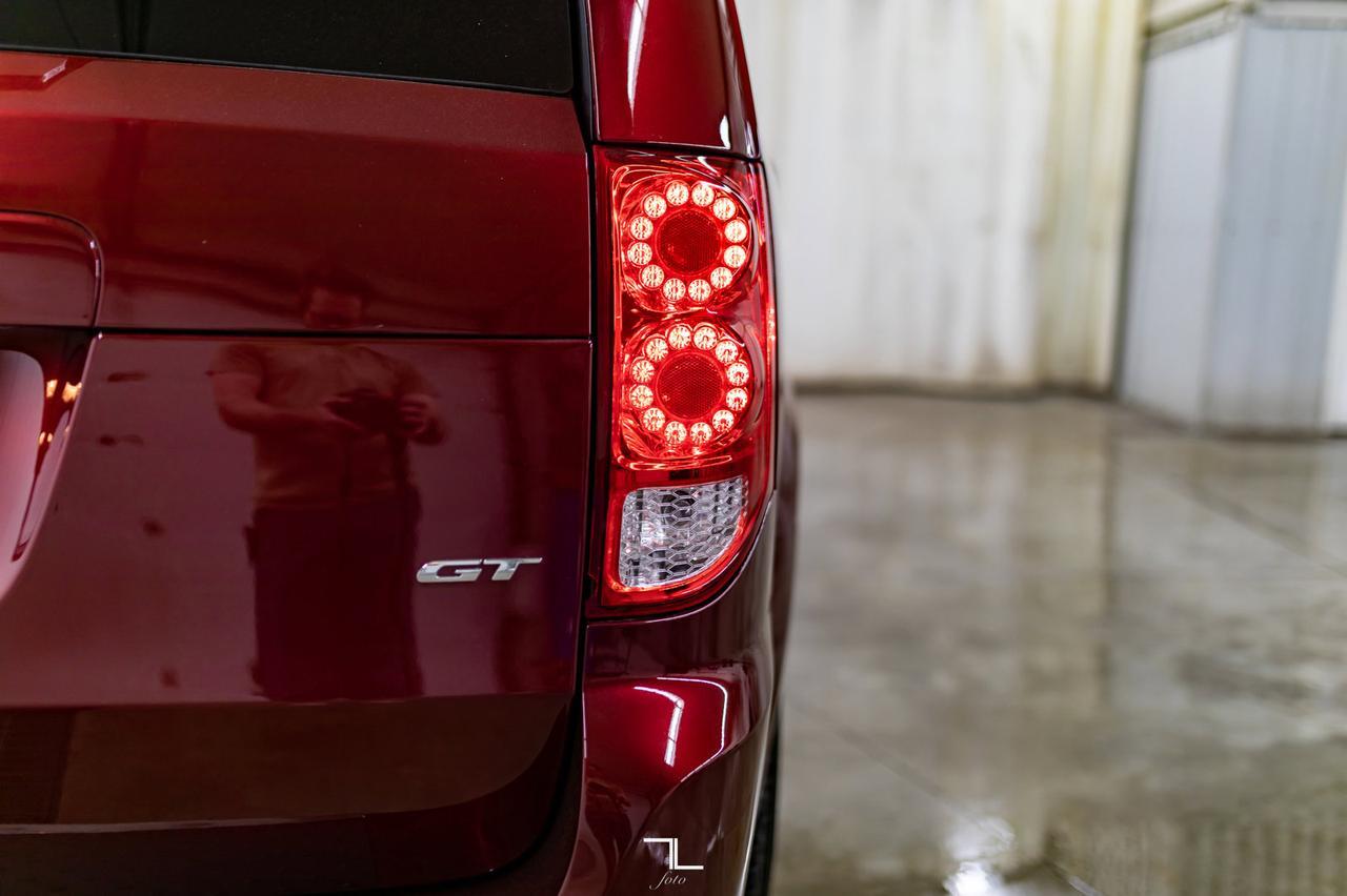 2020 Dodge Grand Caravan GT Leather Nav DVD BCam Red Deer AB