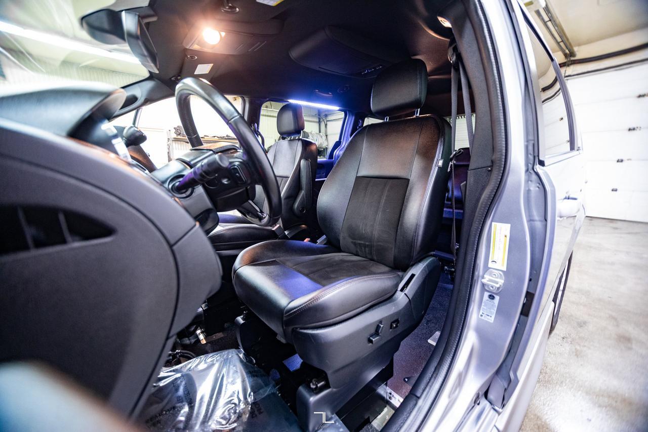 2020 Dodge Grand Caravan Premium Plus Savaria Wheelchair Conversion Leatherette BCam Red Deer AB