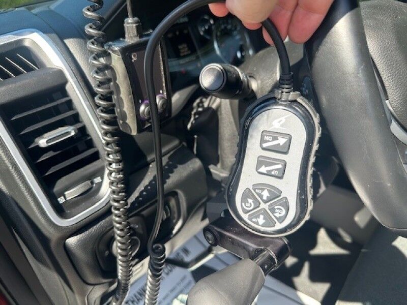 2020 Dodge RAM 1500 BIG HORN WHEELCHAIR ACCESS COLD AC RUNS GREAT BRUNO SYSTEN ADAPT SOLUTIONS Sarasota FL