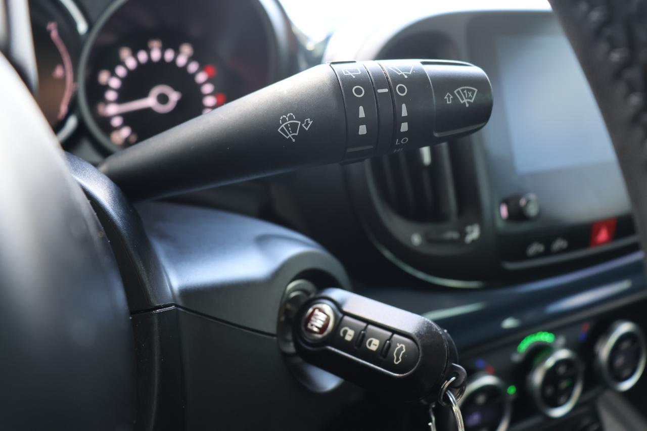 2020 FIAT 500L POP Houston TX