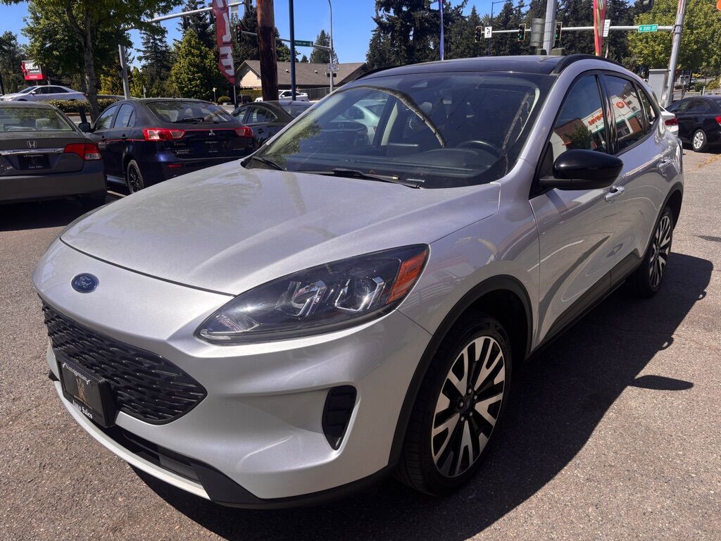 2020 Ford Escape SE Sport Hybrid AWD's photo