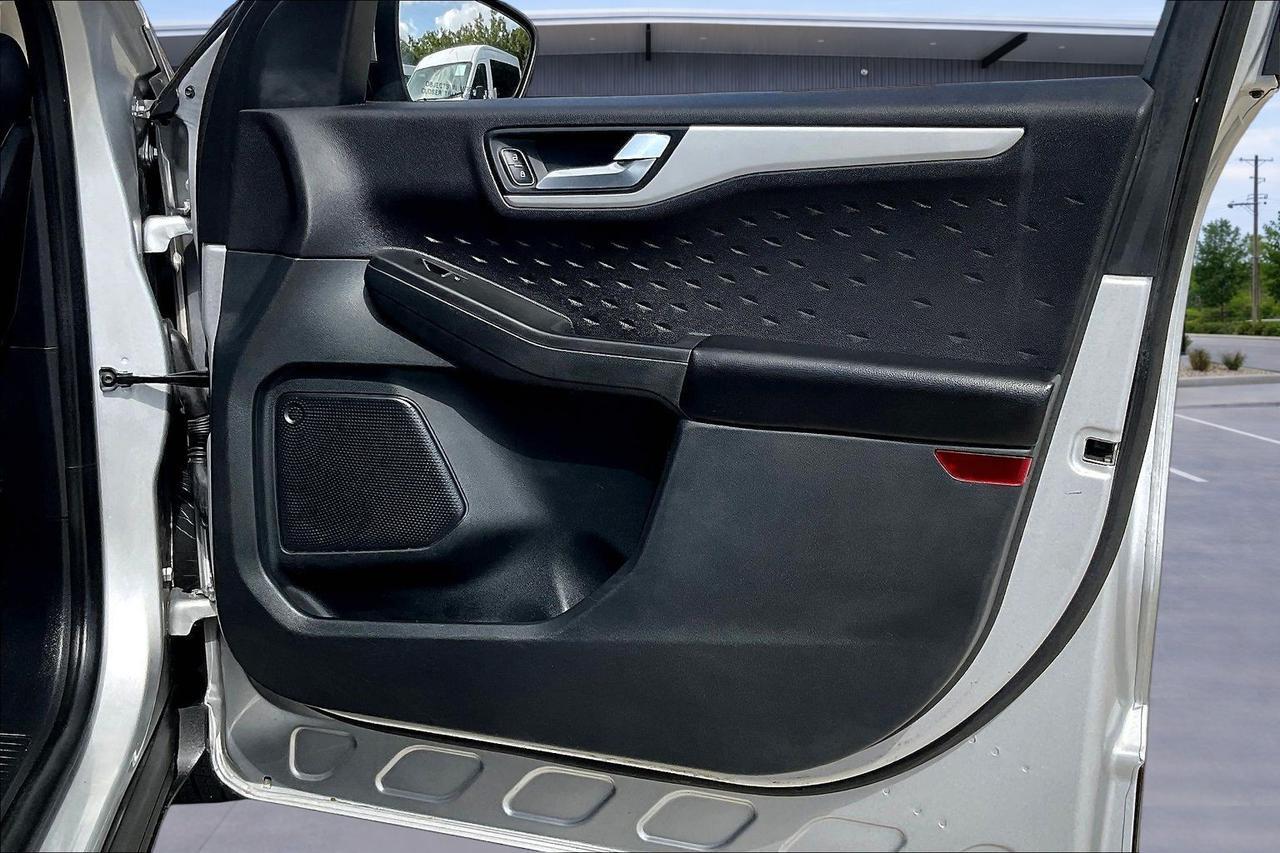 2020 FORD ESCAPE SEL Houston TX