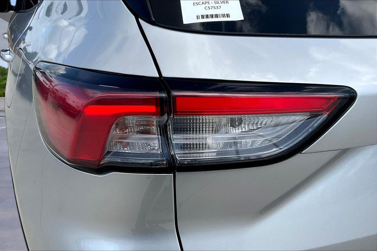 2020 FORD ESCAPE SEL Houston TX