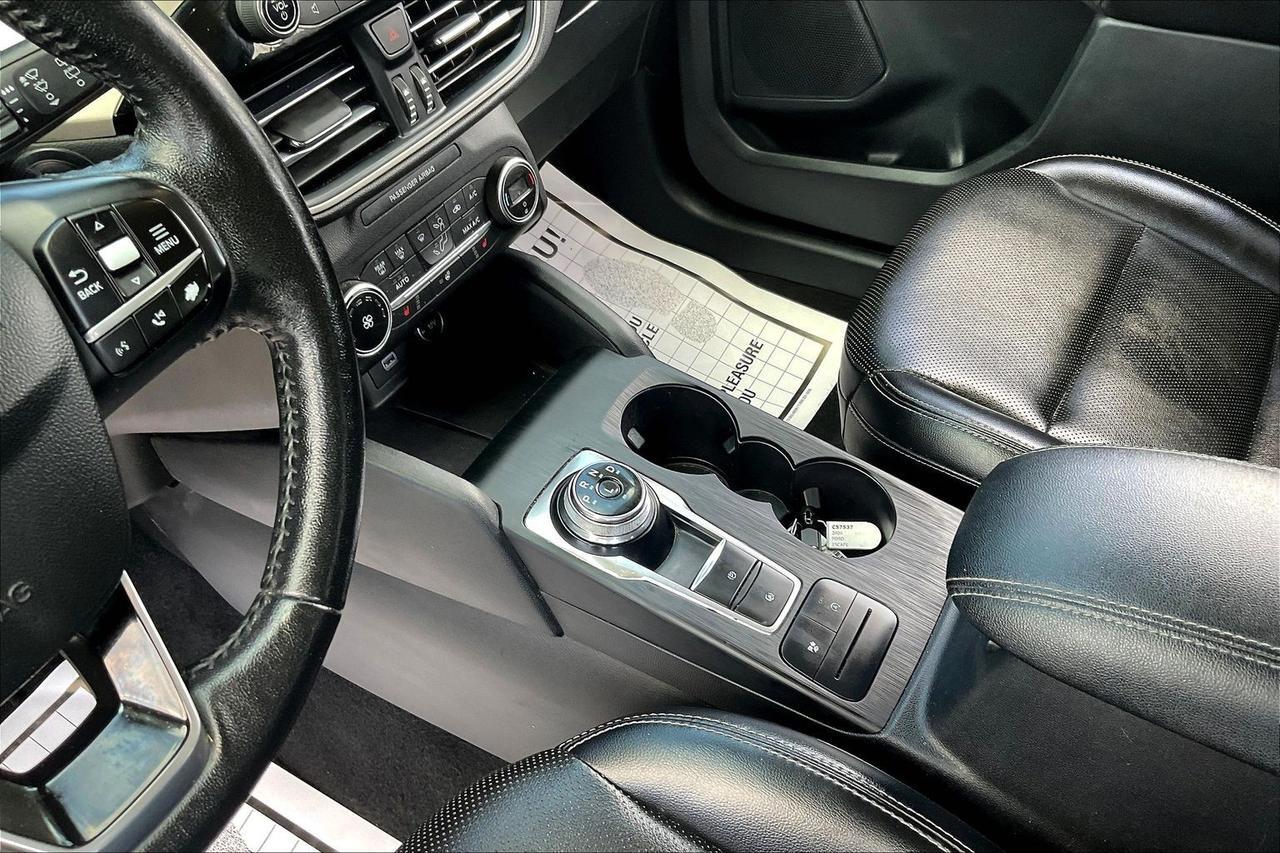 2020 FORD ESCAPE SEL Houston TX