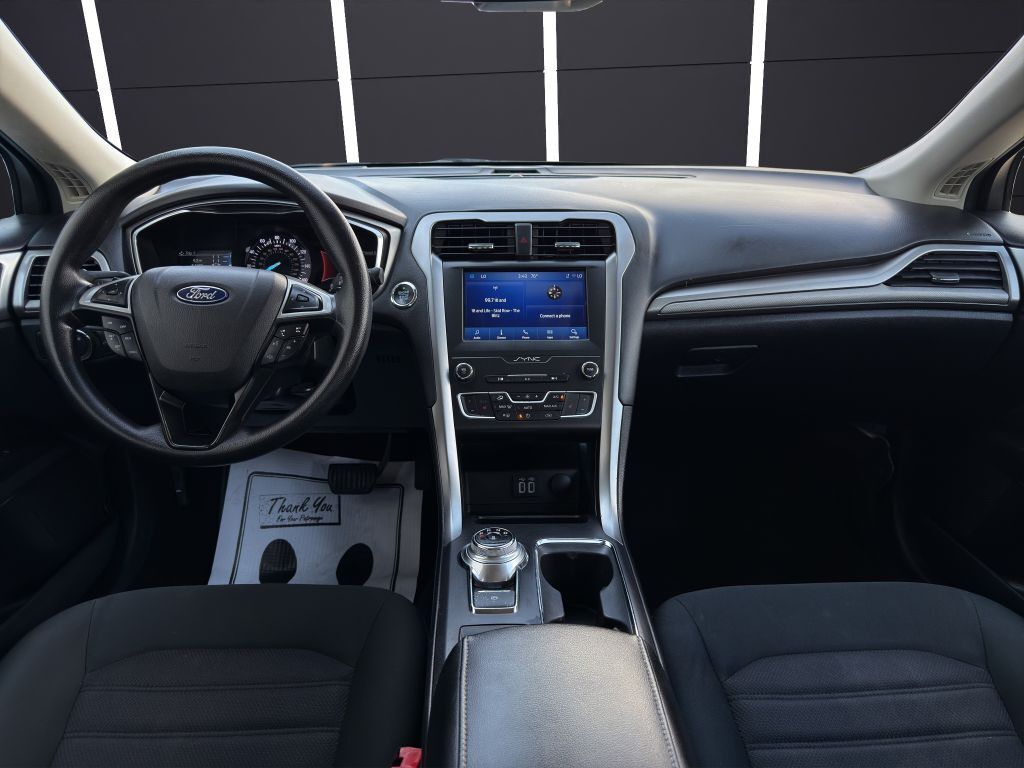 2020 FORD FUSION SE KBB VALUE 15K WOW Columbus OH