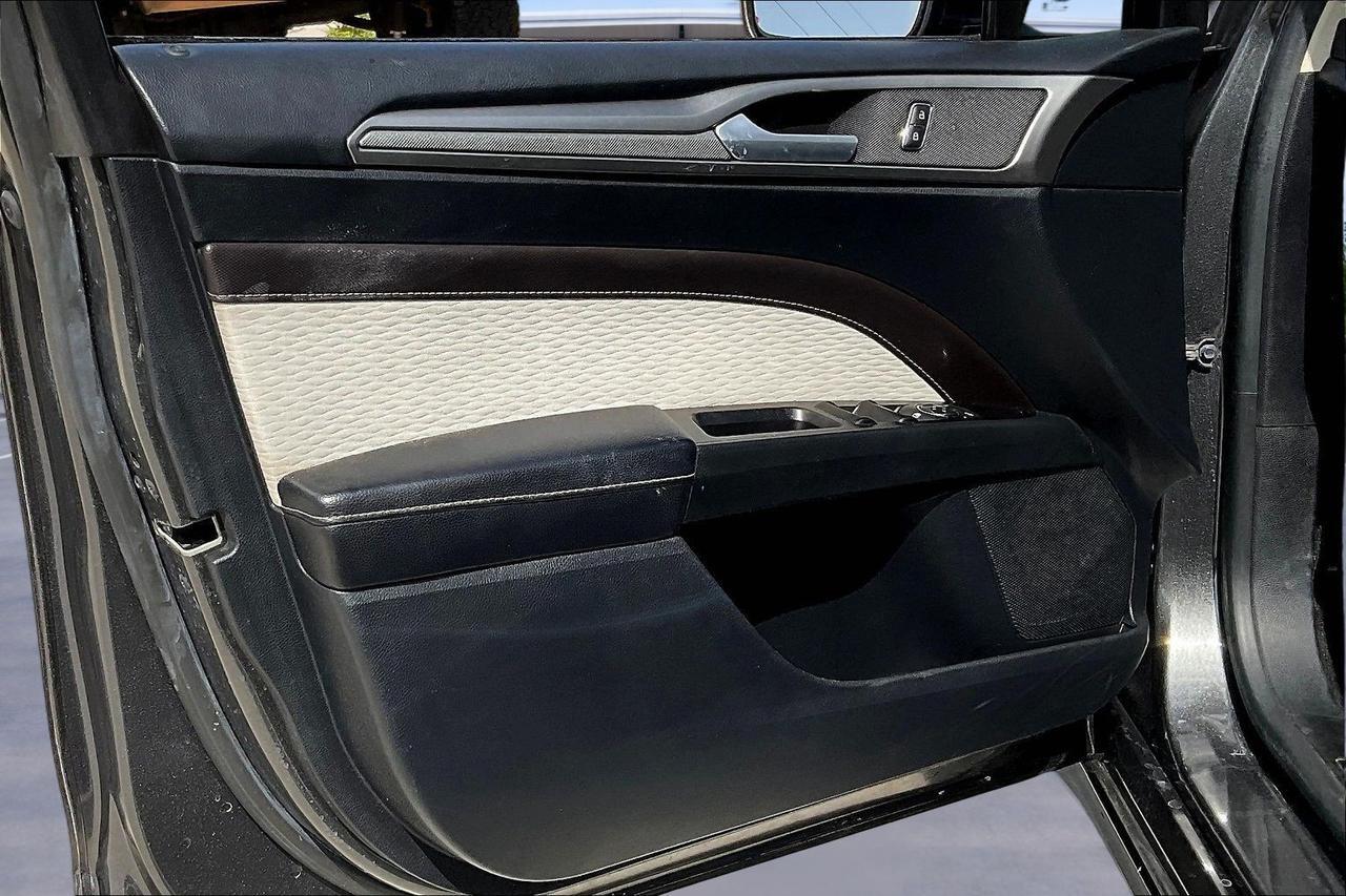 2020 FORD FUSION SE Houston TX