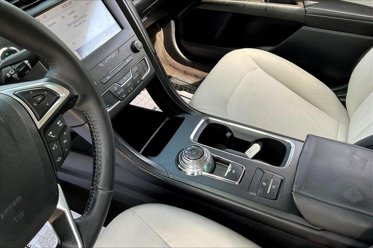 2020 FORD FUSION SE Houston TX