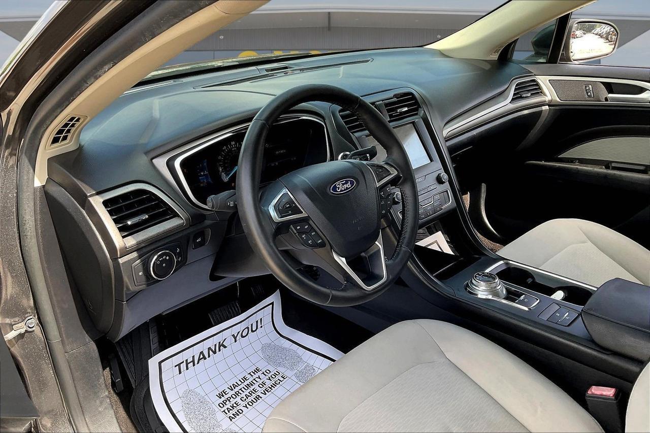 2020 FORD FUSION SE Houston TX