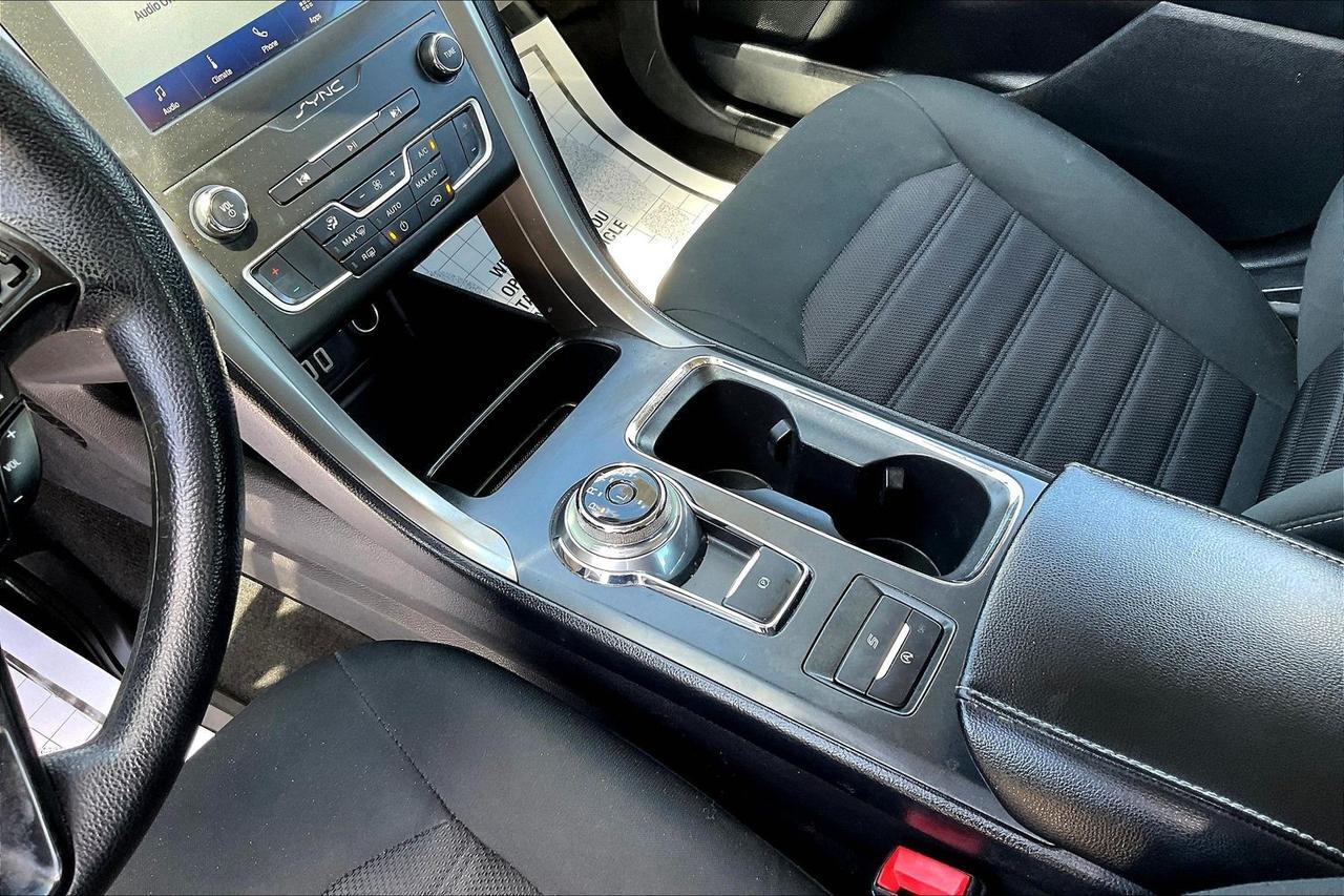 2020 FORD FUSION SE Houston TX