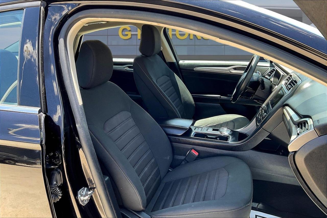 2020 FORD FUSION SE Houston TX
