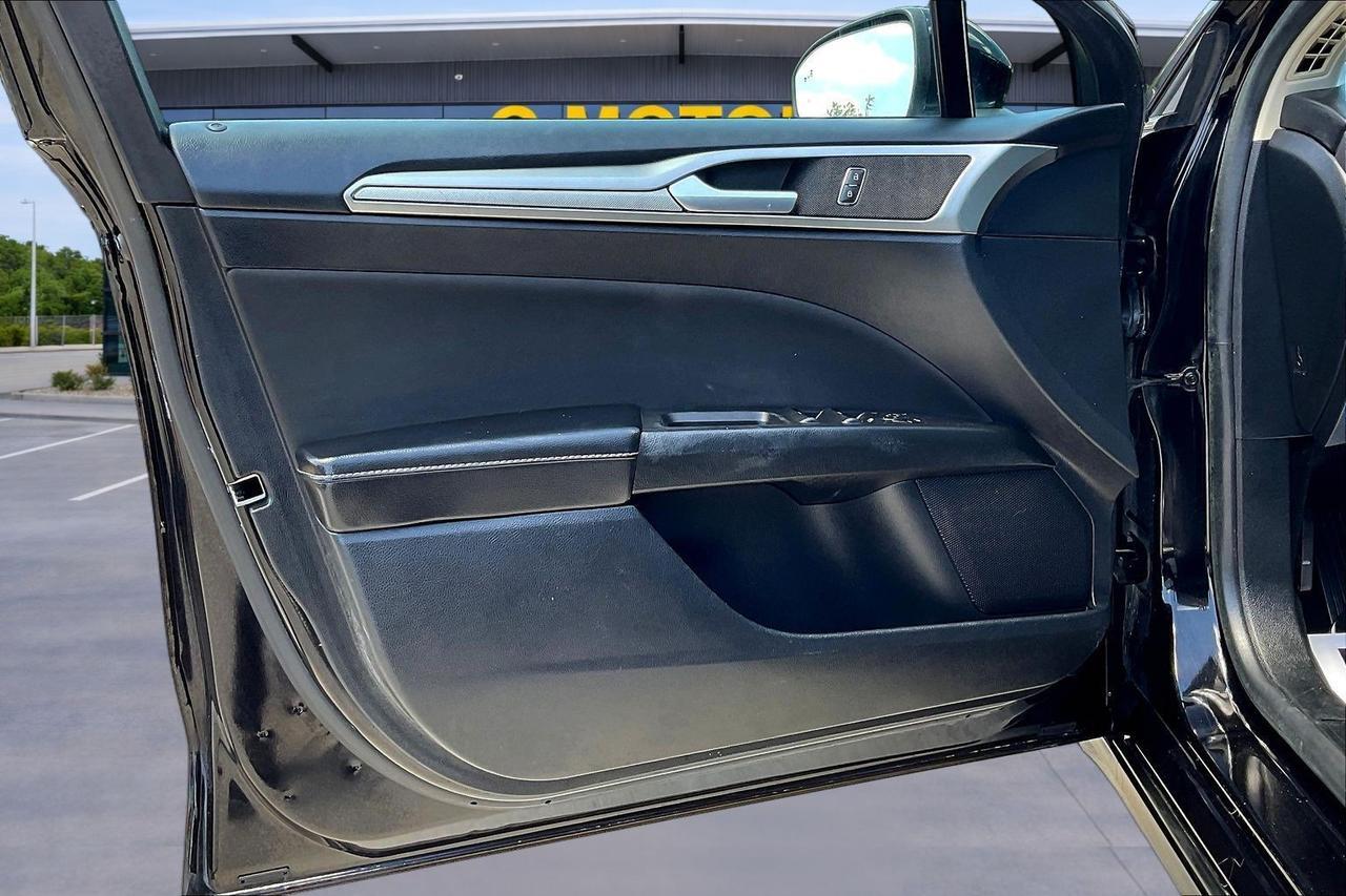 2020 FORD FUSION SE Houston TX