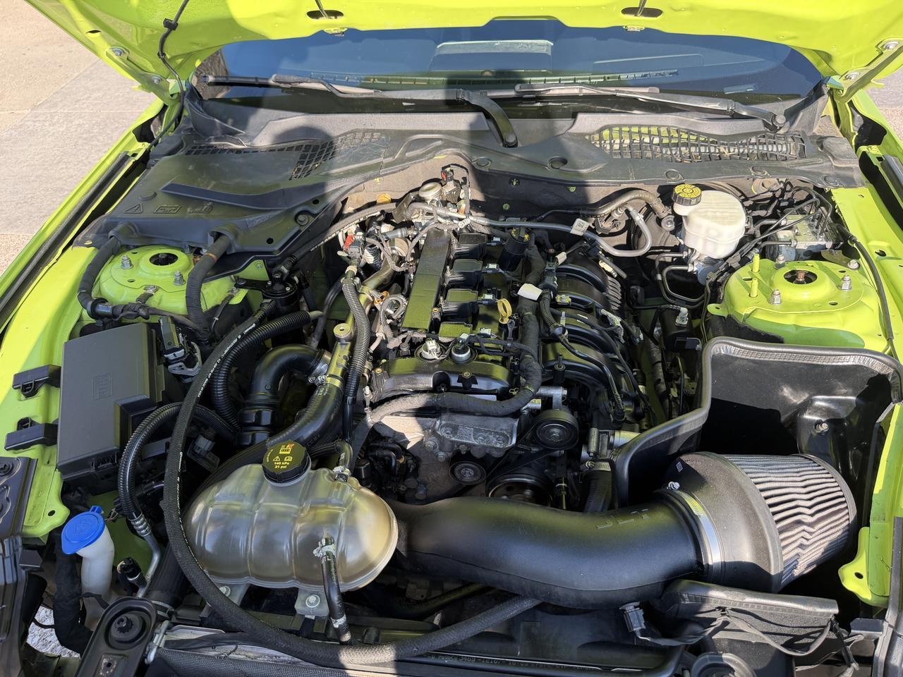 2020 FORD MUSTANG EcoBoost Premium Dallas TX