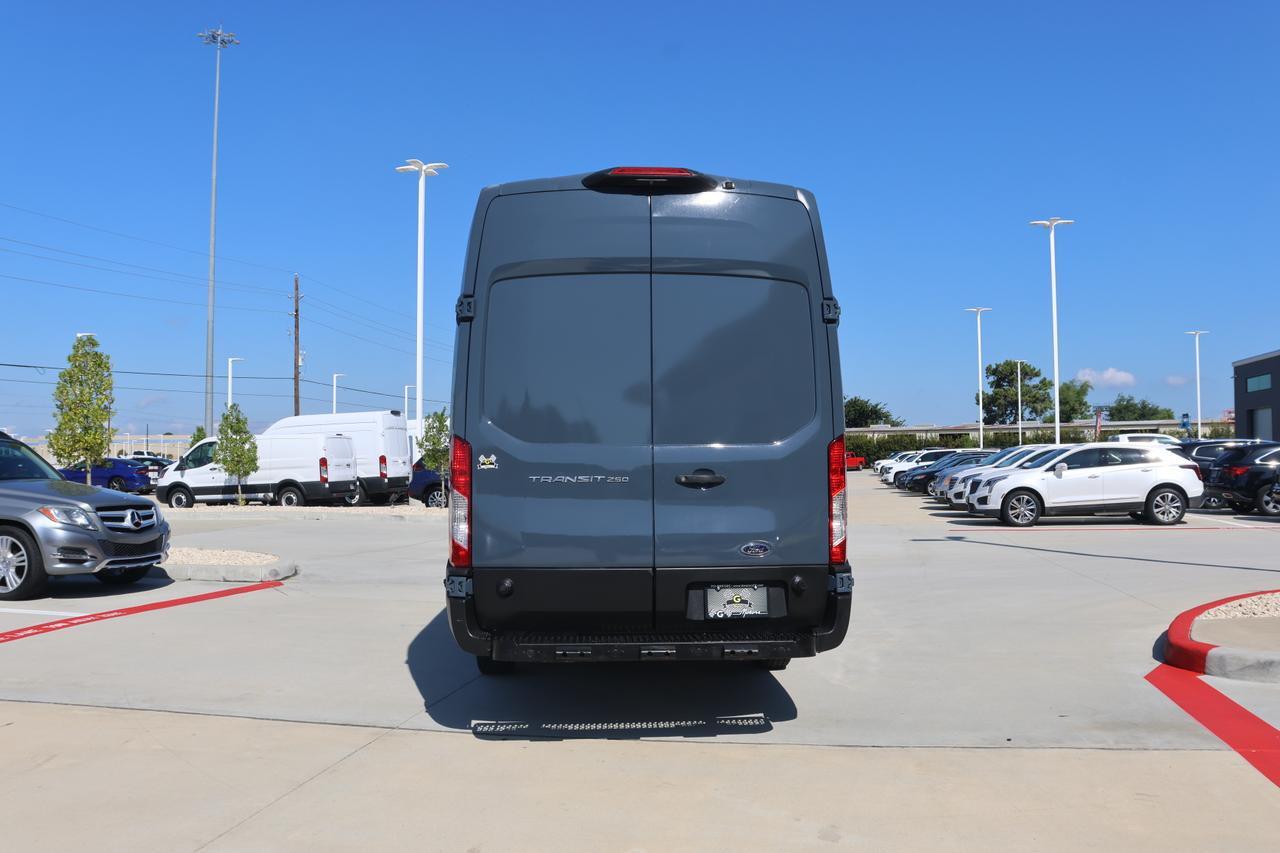 2020 FORD TRANSIT T-250 Houston TX