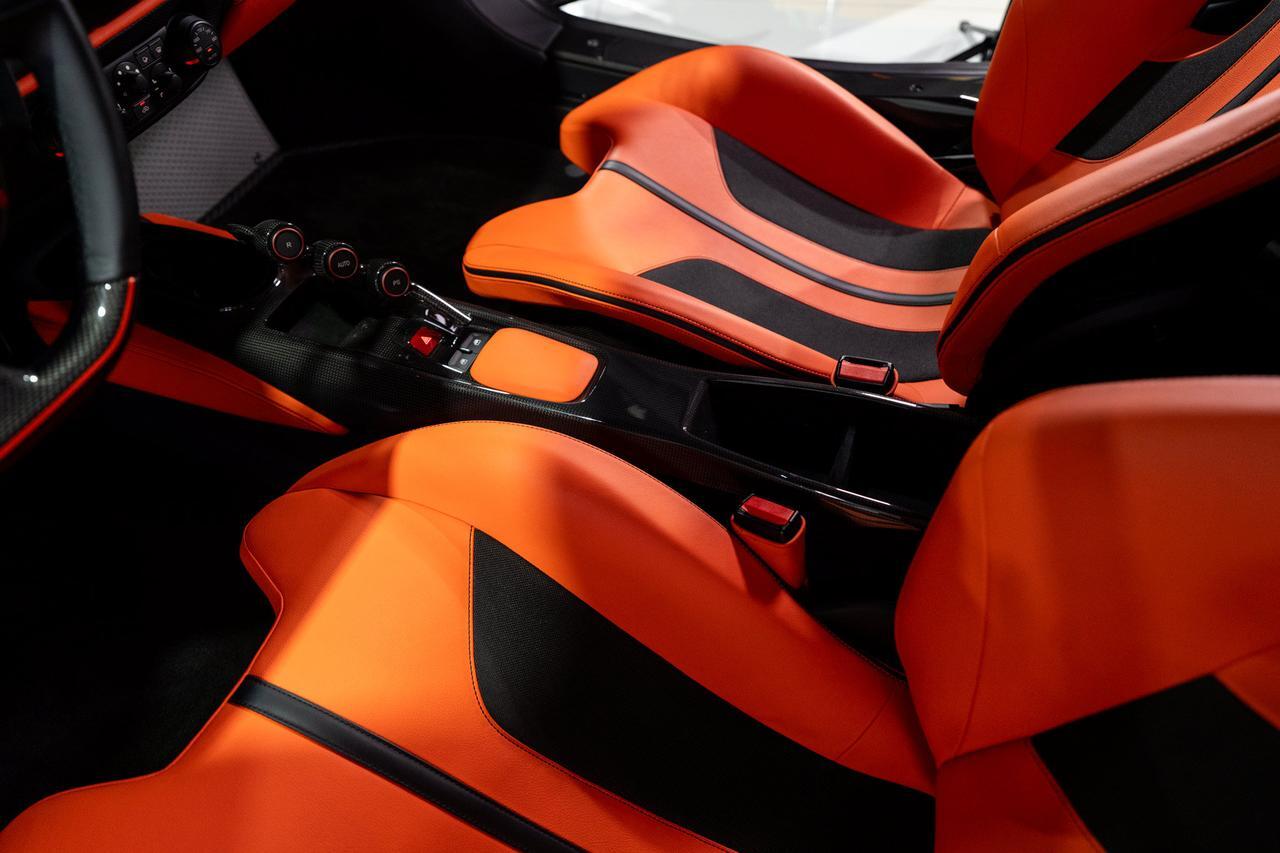 2020 Ferrari 488 Pista Nero Opaco paint,Mandarino Antigua interior,JBL audio,carbon fiber racing seats AND MUCH MORE!!! Fort Lauderdale FL