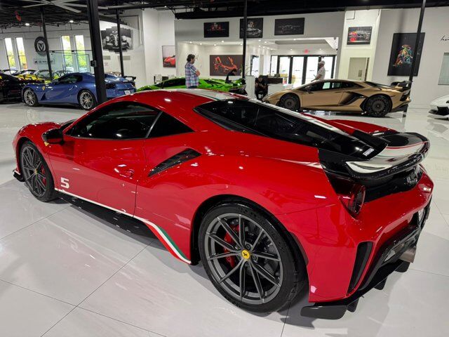 2020 Ferrari 488 Pista Piloti Tailor Made build, Rosso Corsa paint w/ tricolore TOO MANY OPTIONS TO LIST!! Fort Lauderdale FL