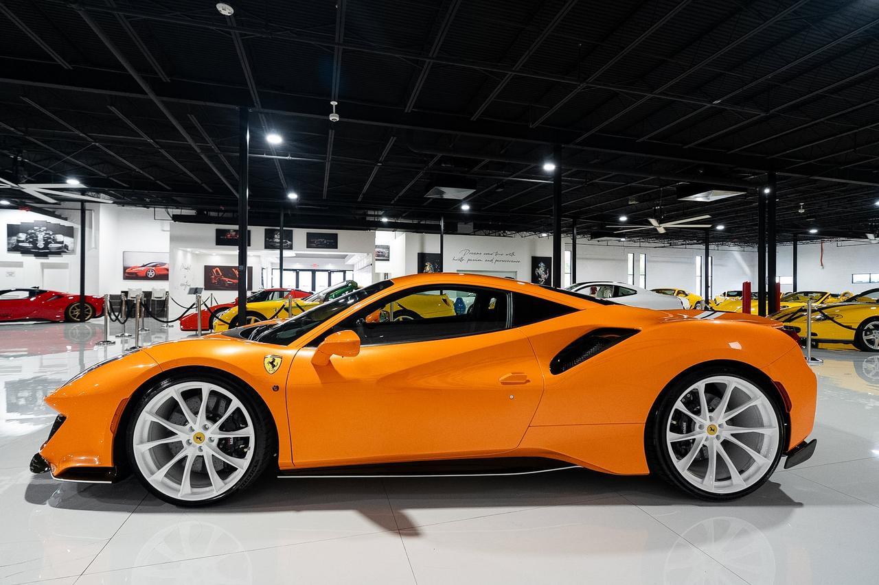 2020 Ferrari 488 Pista TAILOR MADE! Arancio Borealis paint,Extra-Range interior,integrated audio,carbon seats AND MORE!! Fort Lauderdale FL