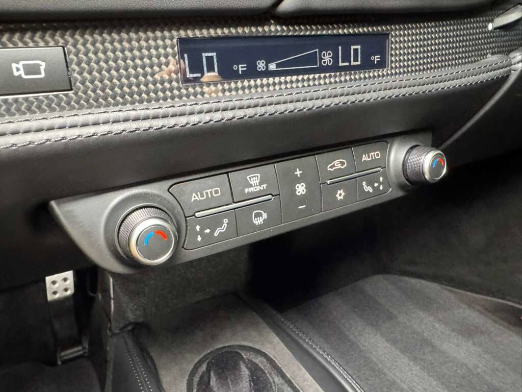 2020 Ferrari F8 Tributo Giallo Modena paint, front lifter, Daytona seats w/lifter, passenger display & MUCH MORE!! Fort Lauderdale FL